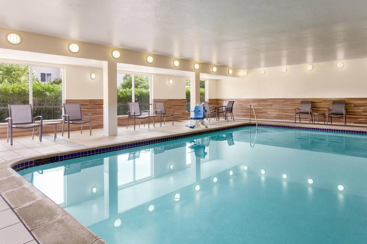 Fairfield Inn Вакавилл Экстерьер фото